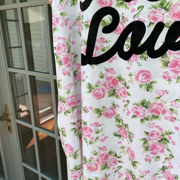 H&M graphic T-shirt size large - Picture 3 of 6